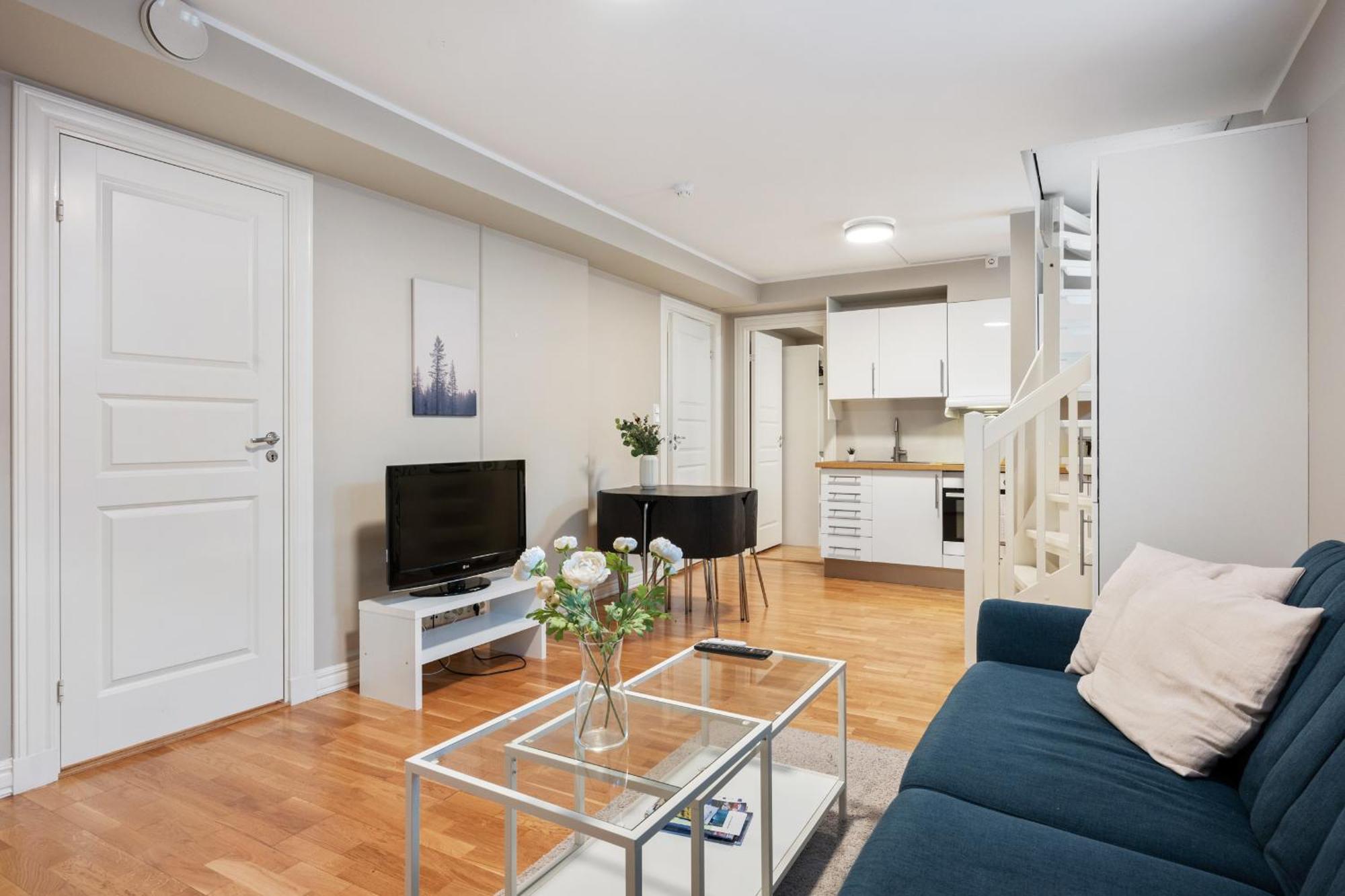 New! Modern City Apt: Central W/ Private Entrence Apartment Bergen Exterior photo